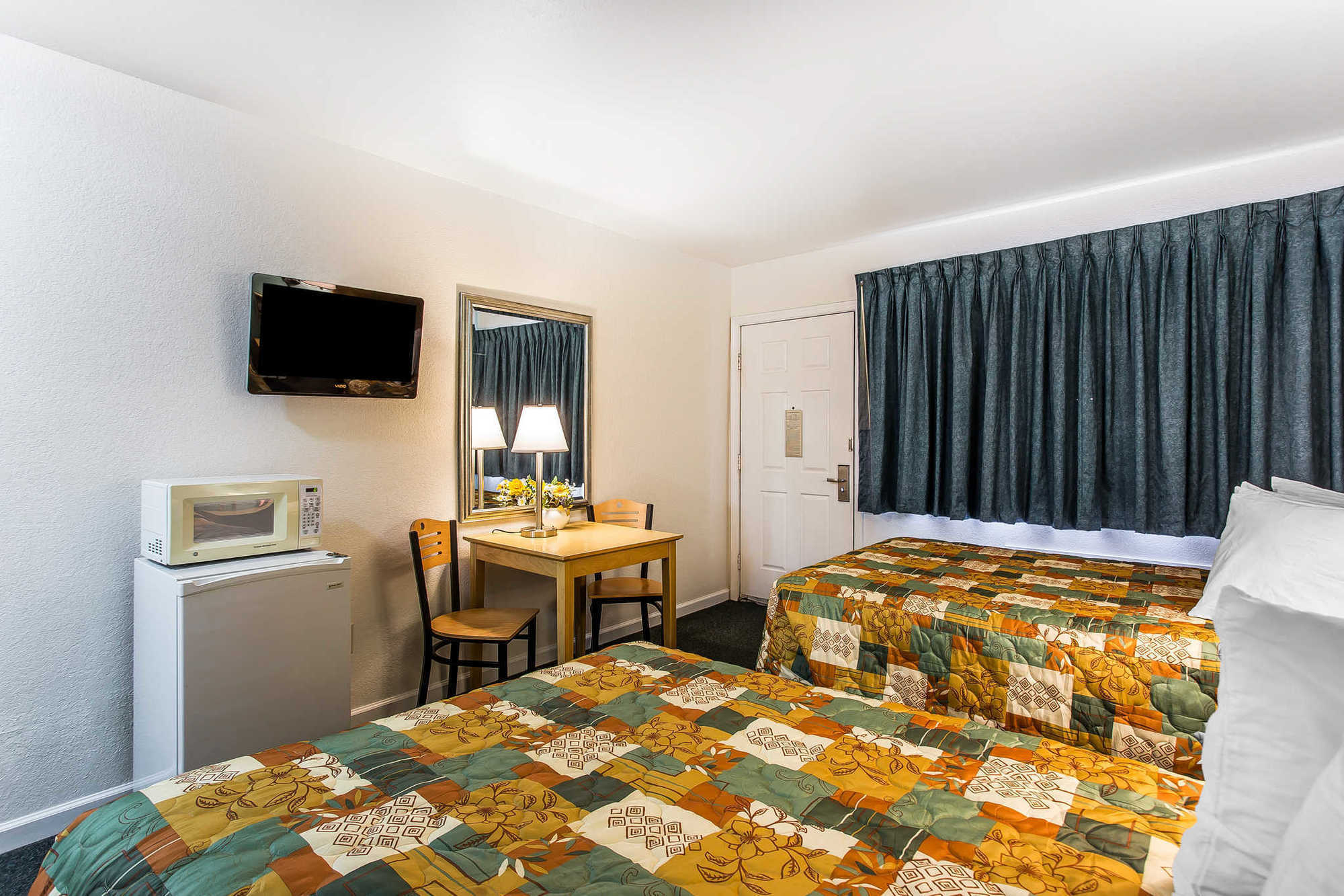 Rodeway Inn & Suites נאגס הד חדר תמונה