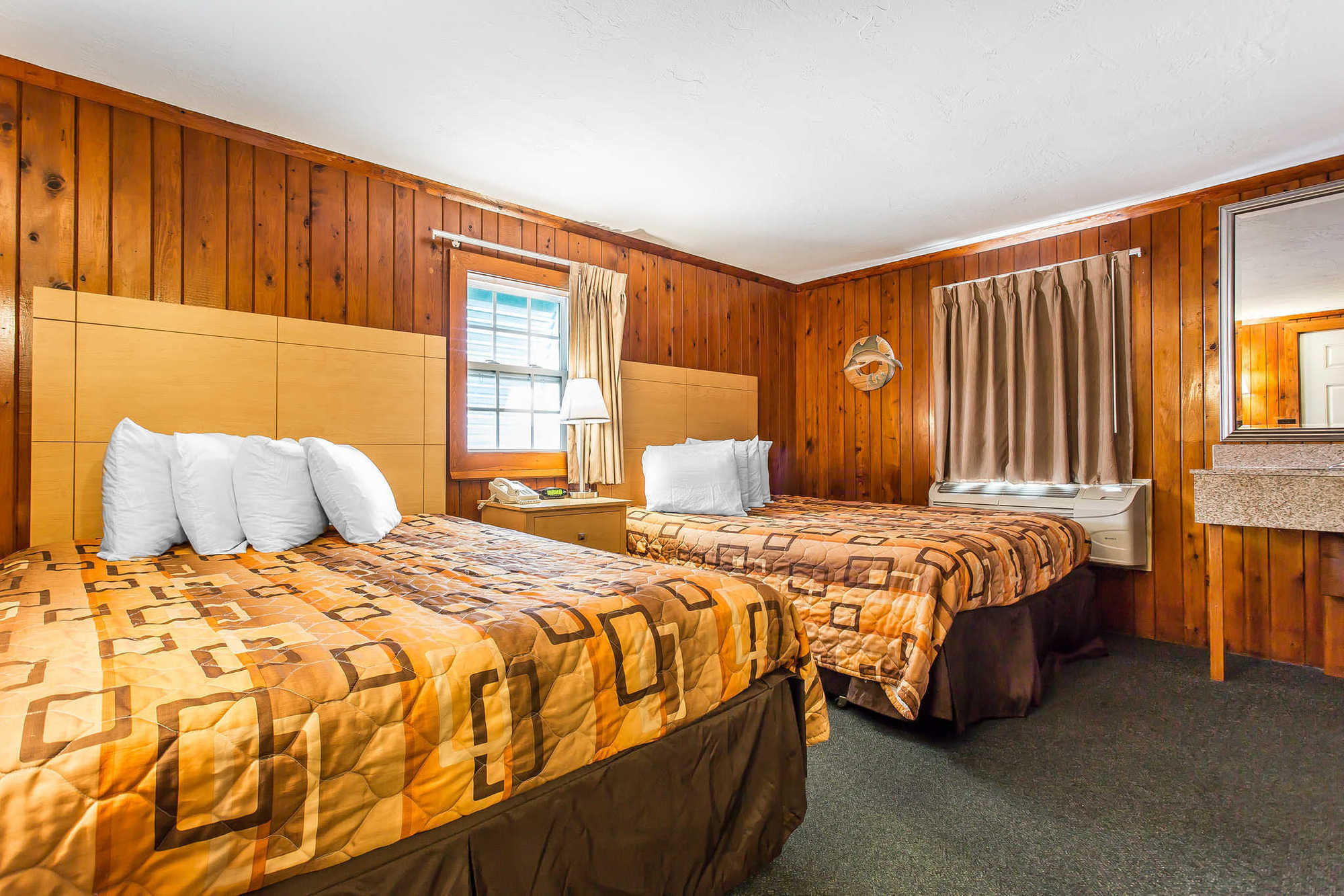 Rodeway Inn & Suites נאגס הד חדר תמונה