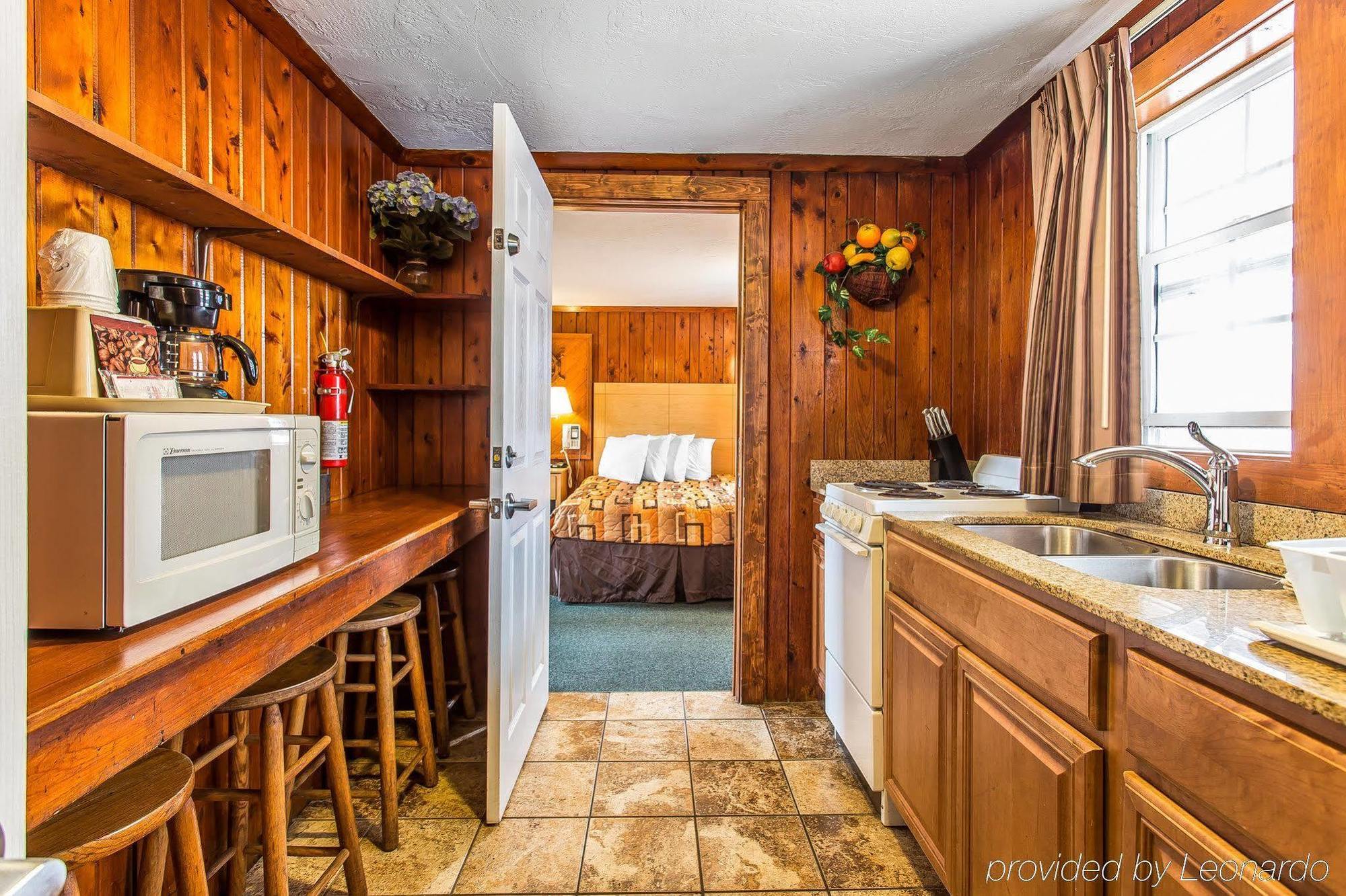 Rodeway Inn & Suites נאגס הד מראה חיצוני תמונה