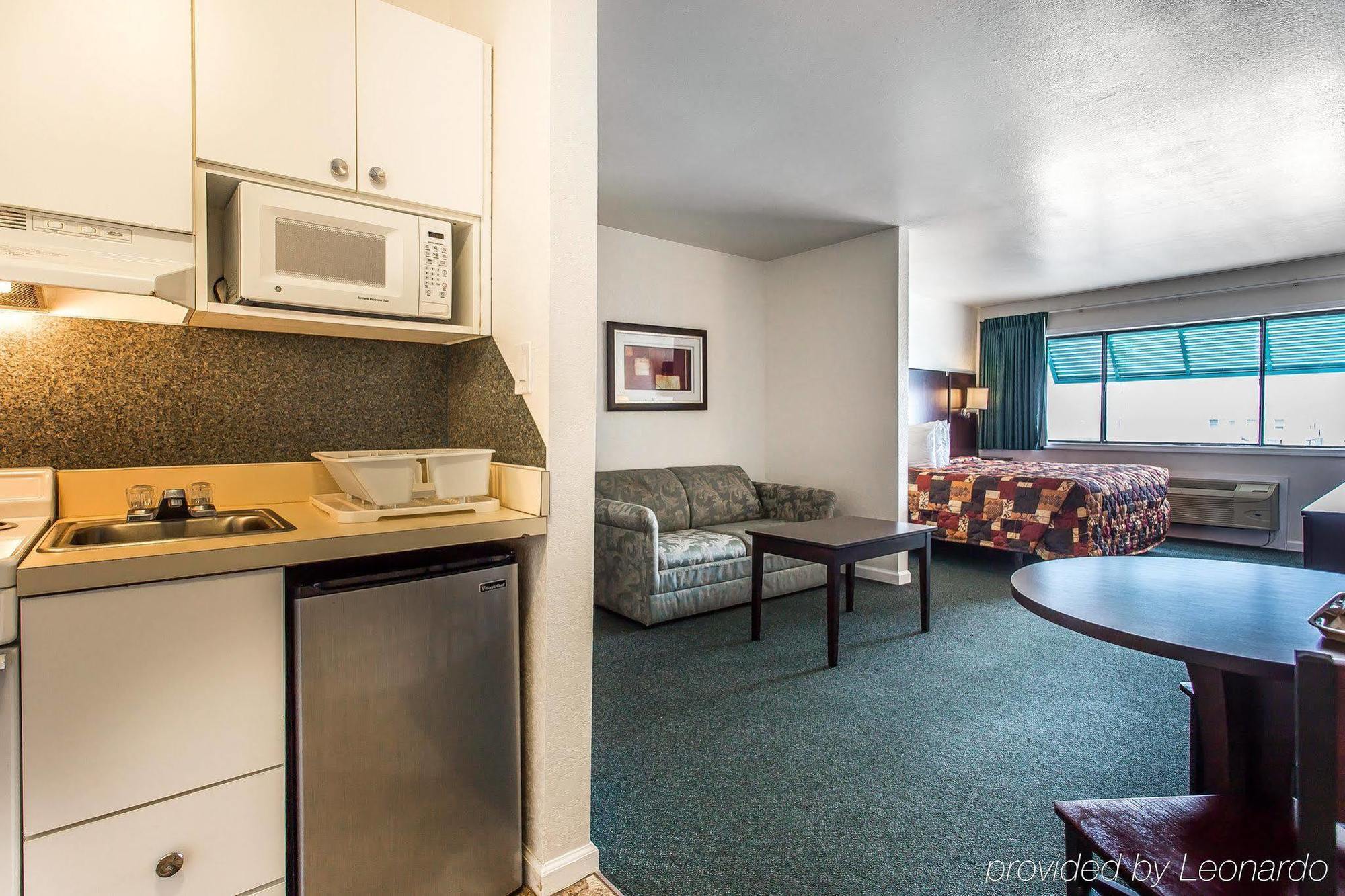 Rodeway Inn & Suites נאגס הד מראה חיצוני תמונה